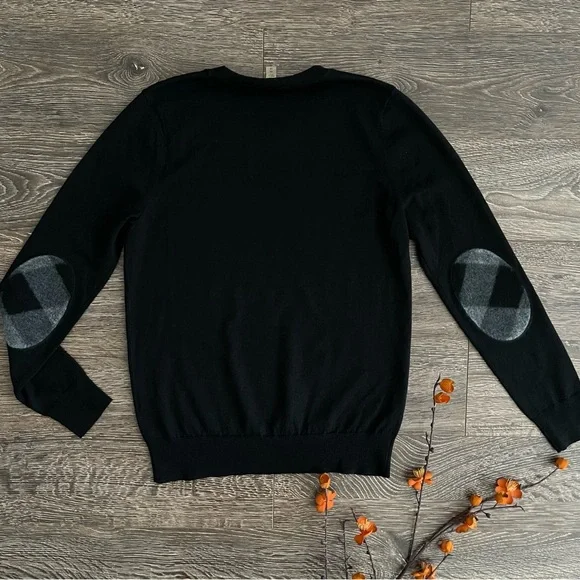 Burberry Check Detail Merino Wool Crew Neck Sweater - Picture 8 of 8